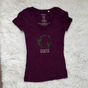 Guess Women's Purple V-Neck Top